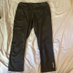 XS Reebok capri length leggings